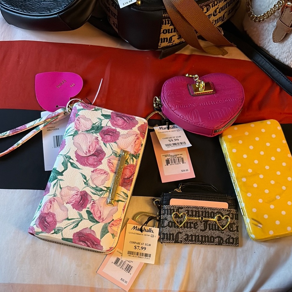 Floral and Pink Women's Wallet Set